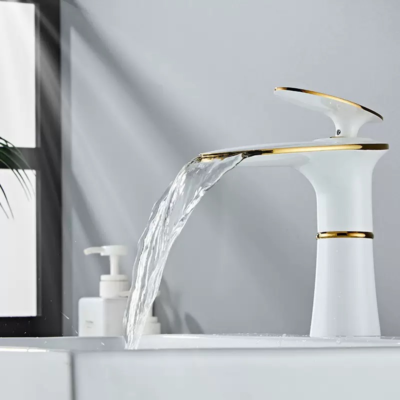 Wit/Zwart Goud Waterval Wastaf - Home Hardware Bathroom Faucets recensie en prijs